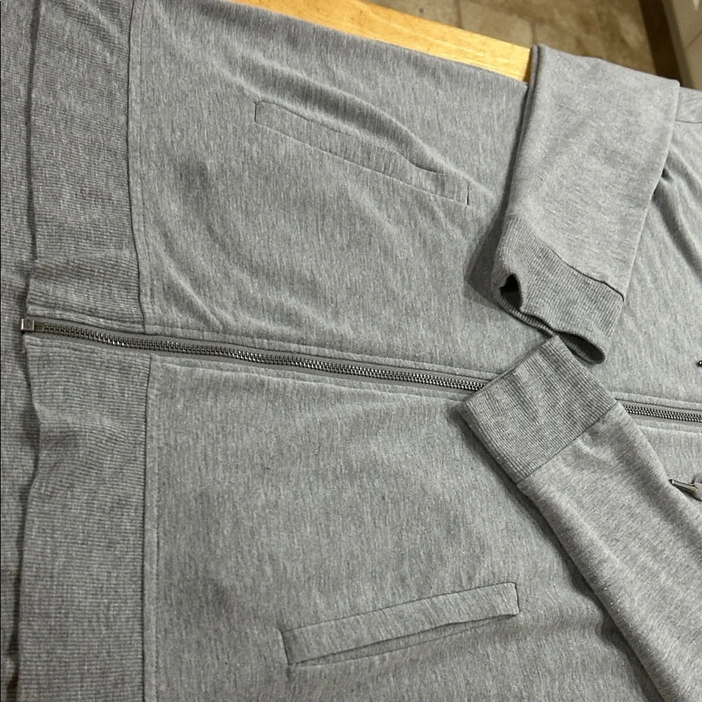 Gray Zip-Up Hoodie with Drawstring Lightweight Jacket - Picture 14 of 14